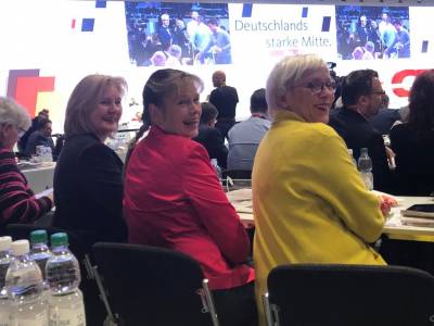 Oldenburger Frauen beim CDU Parteitag 2019 - 